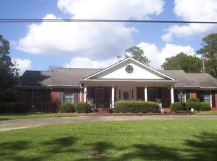 701 Gordon St, Douglas, GA 31533