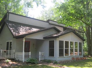 9042 High Rd, Roscommon, MI 48653