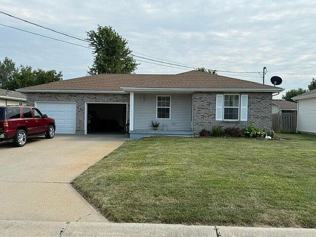 1st image of 622 Shamrock St