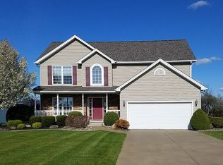 6323 Hidden Rdg, North Tonawanda, NY 14120