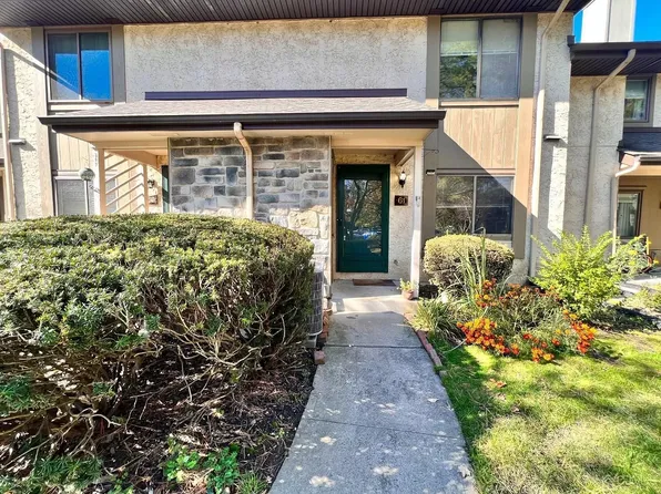 61 Hampshire Dr, Plainsboro, NJ 08536