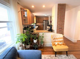 78 Ten Hills Rd #1F, Somerville, MA 02145