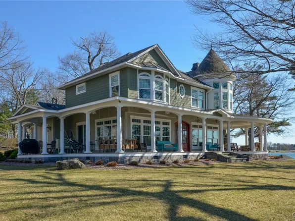 20341 Saint Lawrence Park Rd, Alexandria Bay, NY 13607