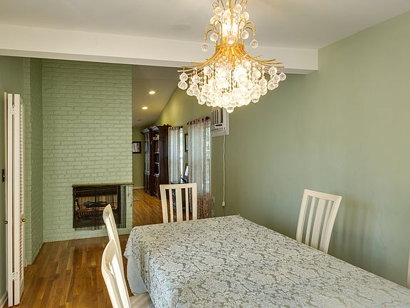 5th image of 588 Church Ave