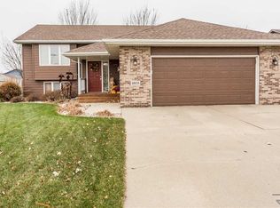 1905 S Grinnell Ave, Sioux Falls, SD 57106