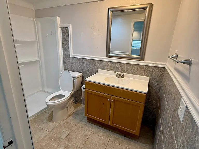 409 Richarz Dr — Photo 12