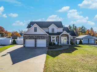 7 Theresa Ann Court, Albany, NY 12205