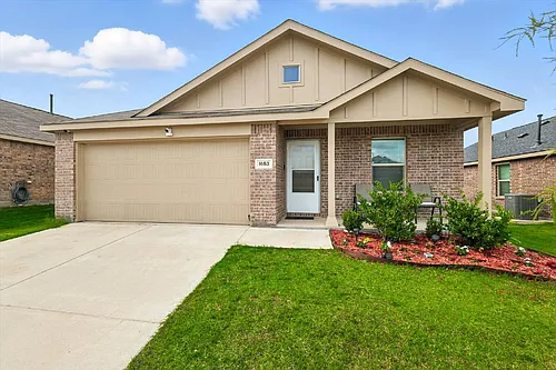 1653 Bluffview Dr Photo 1
