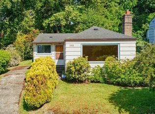 10022 8th Ave NE, Seattle, WA 98125