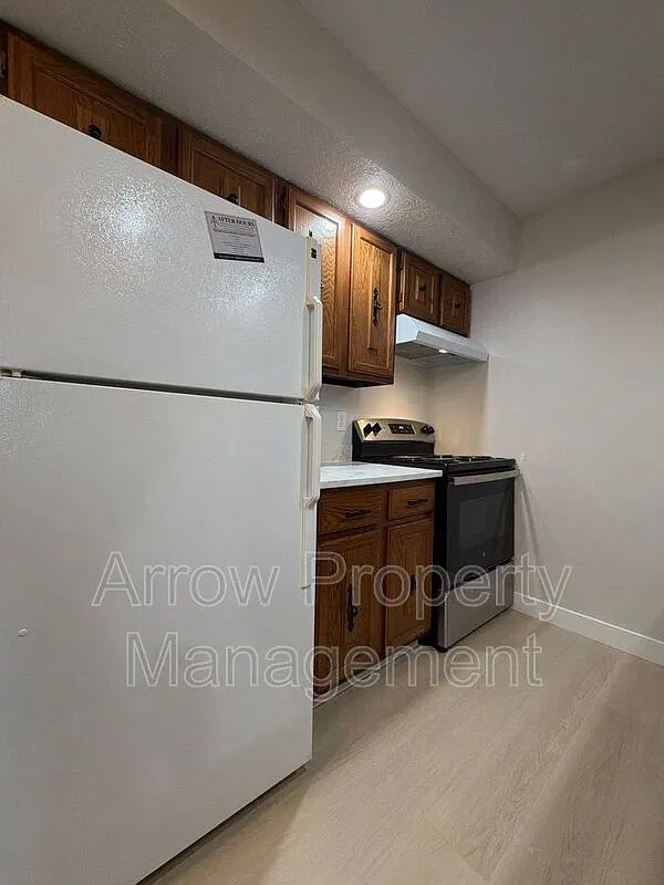 1 bed, 1.0 bath, 652 sqft, $795 — Photo 2