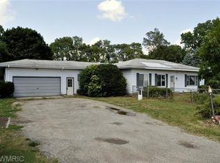 7514 Peck Rd, Greenville, MI 48838
