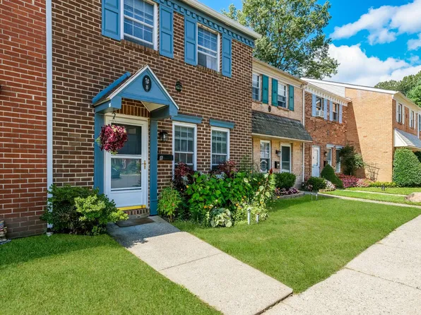 8 Providence Ave, Doylestown, PA 18901