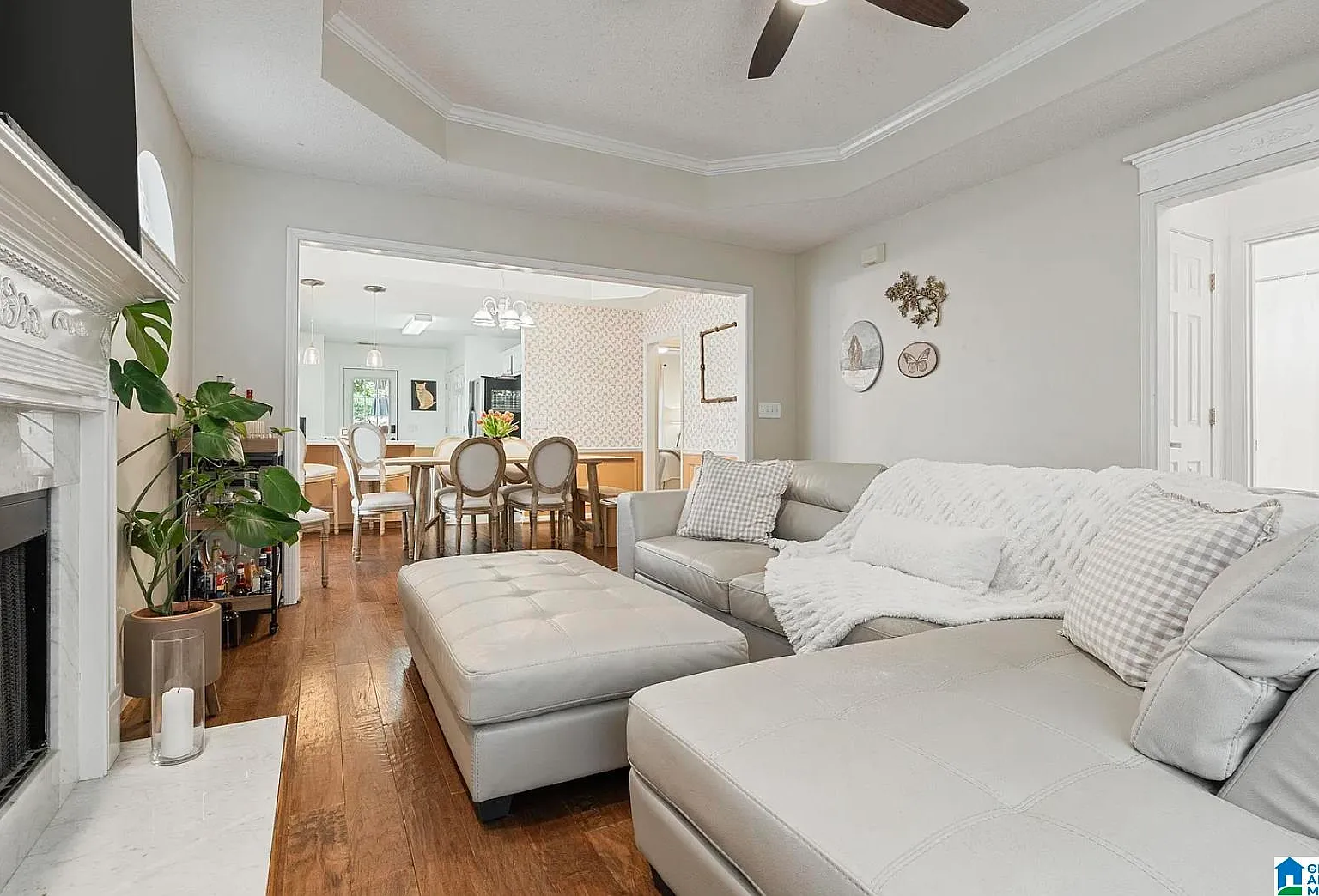 2 bed, 2.0 bath, 1163 sqft, $1,750 — Photo 4
