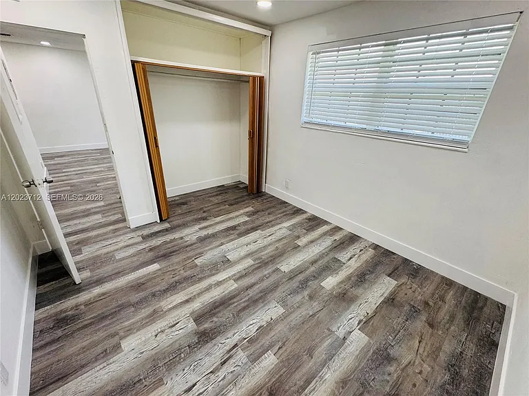631 NW 11th Ave #B — Photo 7
