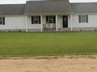 227 Eagle Cir, Douglas, GA 31535