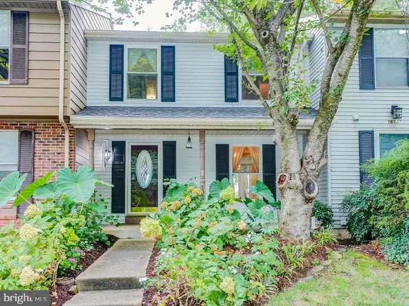 16135 Alexander Pl, Dumfries, VA 22025