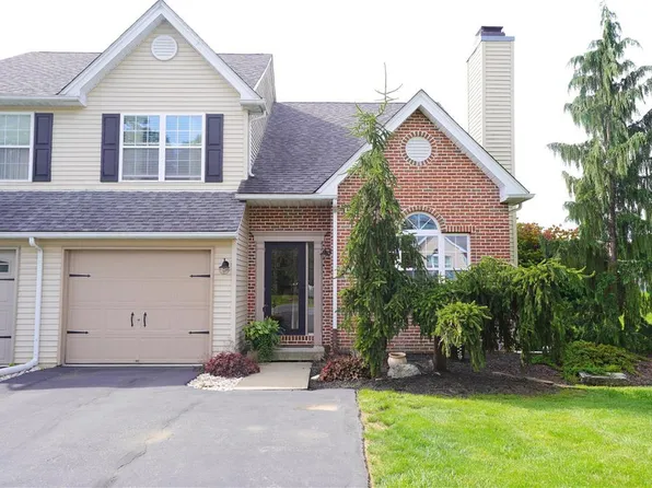 2170 Briarwood Dr N, Coplay, PA 18037