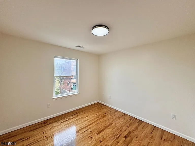 156 Ridgewood Ave #1 — Photo 11