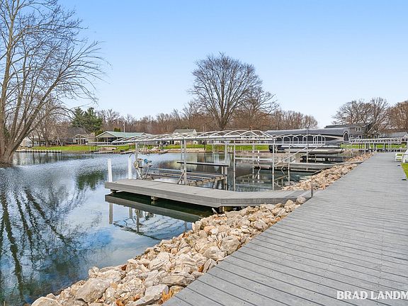3rd image of 2196 Boardwalk Ct