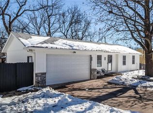 9903 W 60th Ter, Merriam, KS 66203