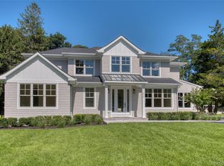 675 Pine Tree Rd, Cutchogue, NY 11935