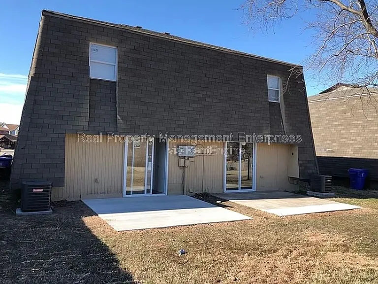 1705 Beaumont Dr — Photo 18