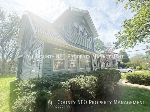 126 E Mapledale Ave #B, Akron, OH 44301