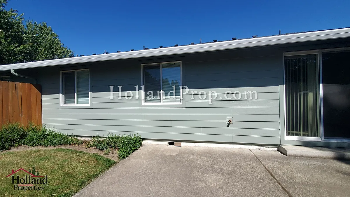 Building Photo - 2315 SE 61st Ln
