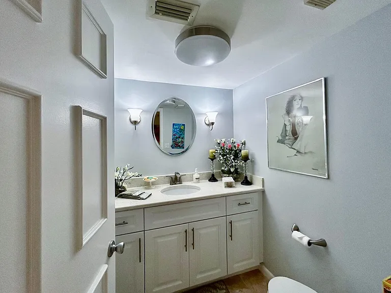 7568 Regency Lake Dr #602 — Photo 22