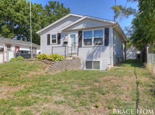 939 Kenneth St SW, Wyoming, MI 49509