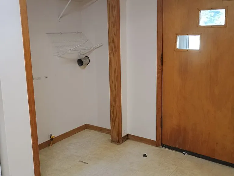 23 E Bloomer St #22 — Photo 13