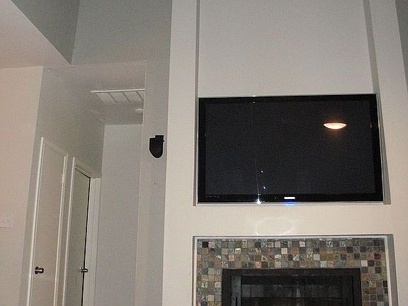 Fireplace (vaulted ceilings)