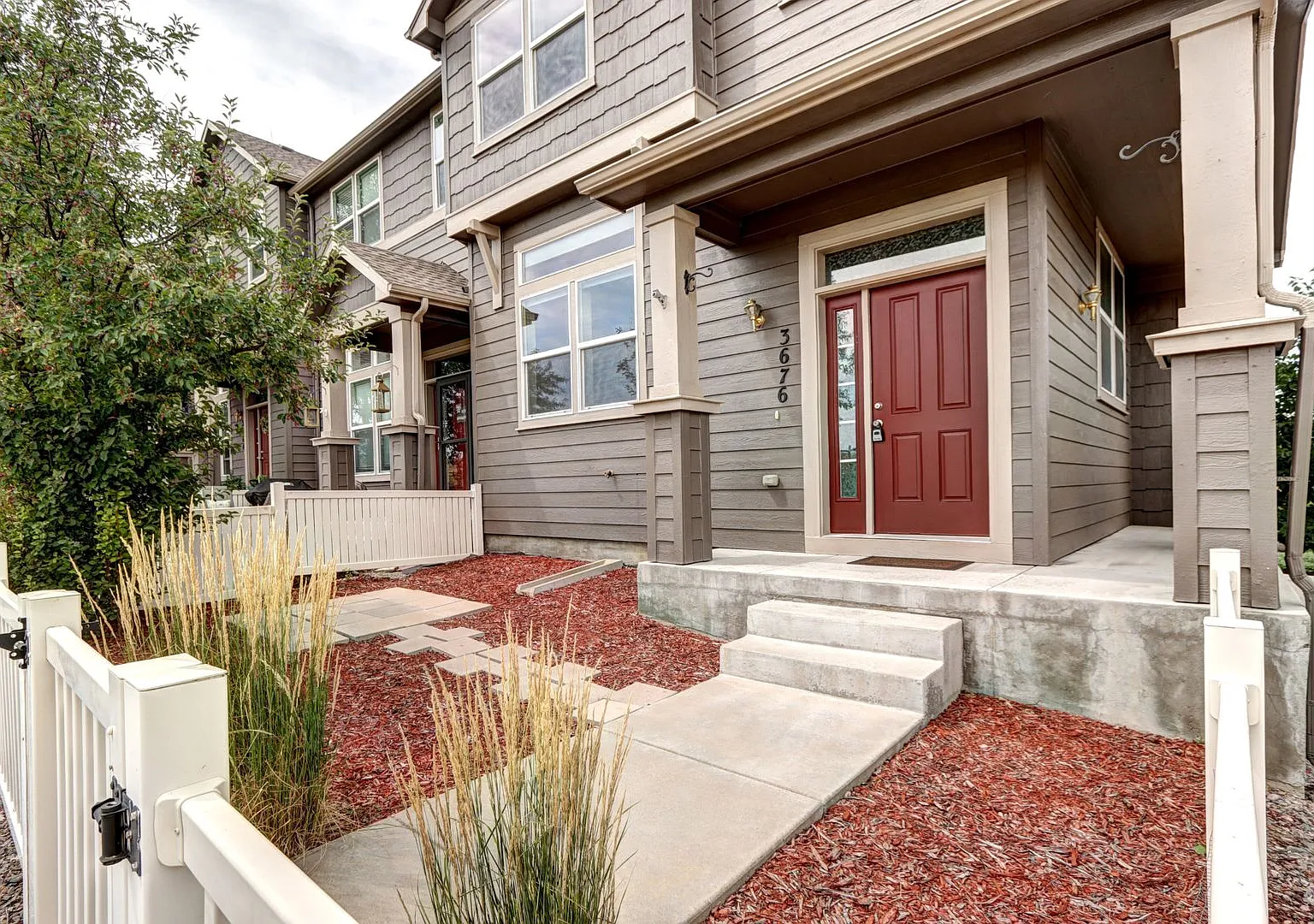 3 bed 3 bath Townhome in Morgans Run Castle Rock! — Photo 2