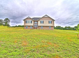 553 Corntassel Rd, Vonore, TN 37885