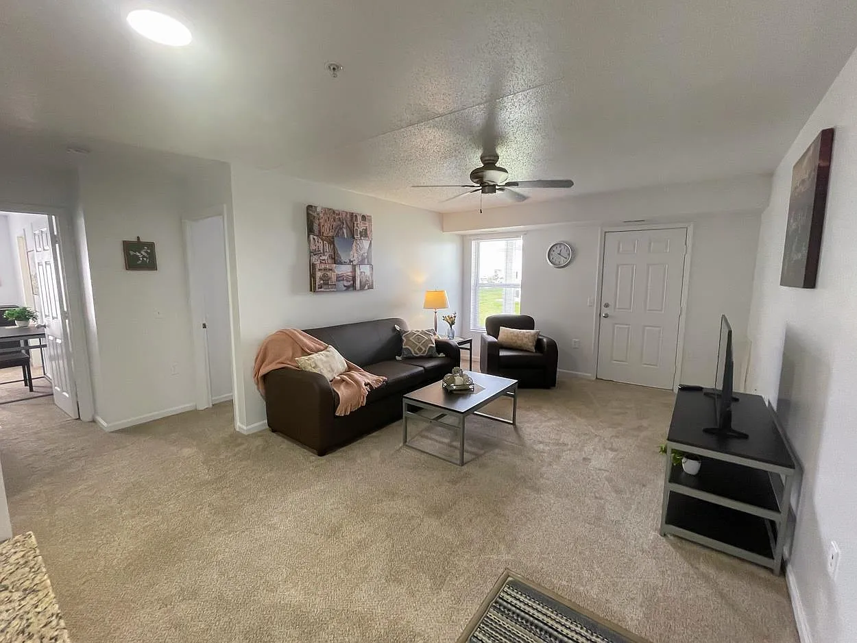 Westpoint Village Apt — Photo 2