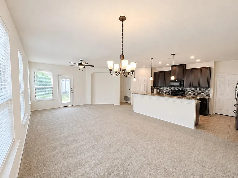 405 Kaden Prince Dr — Photo 6