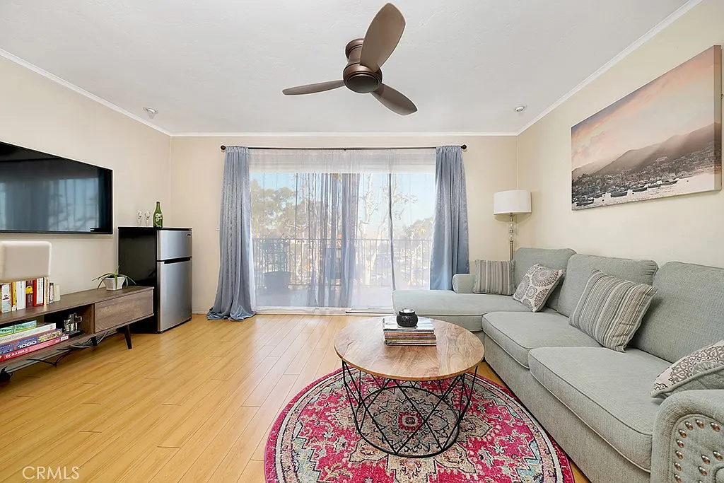 Studio, 465 sqft, $2,650 — Photo 4