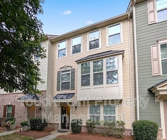 4061 Zilker Park Dr — Photo 1