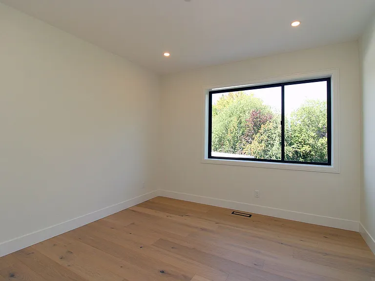 6233 SW Hamilton Way — Photo 26