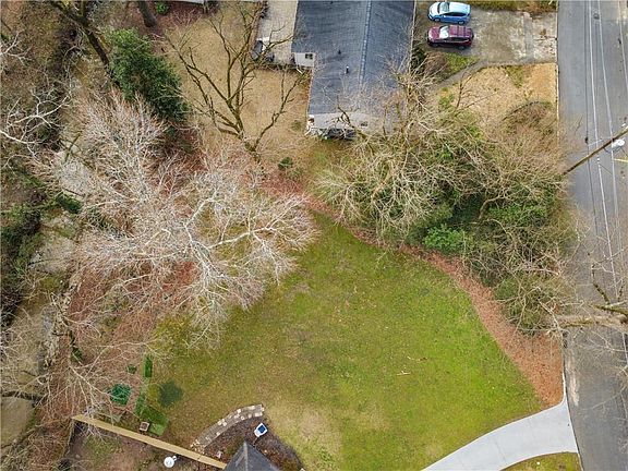 2nd image of 1739 Wayland Cir NE Lot 11