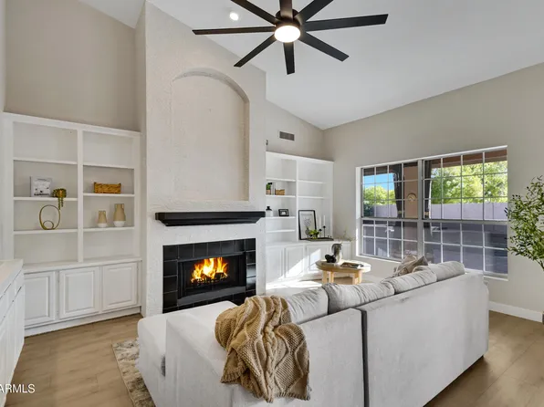 9 E LOS ARBOLES Circle, Tempe, AZ 85284