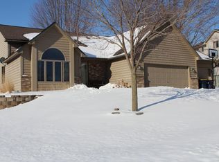 20712 Jaguar Ave, Lakeville, MN 55044