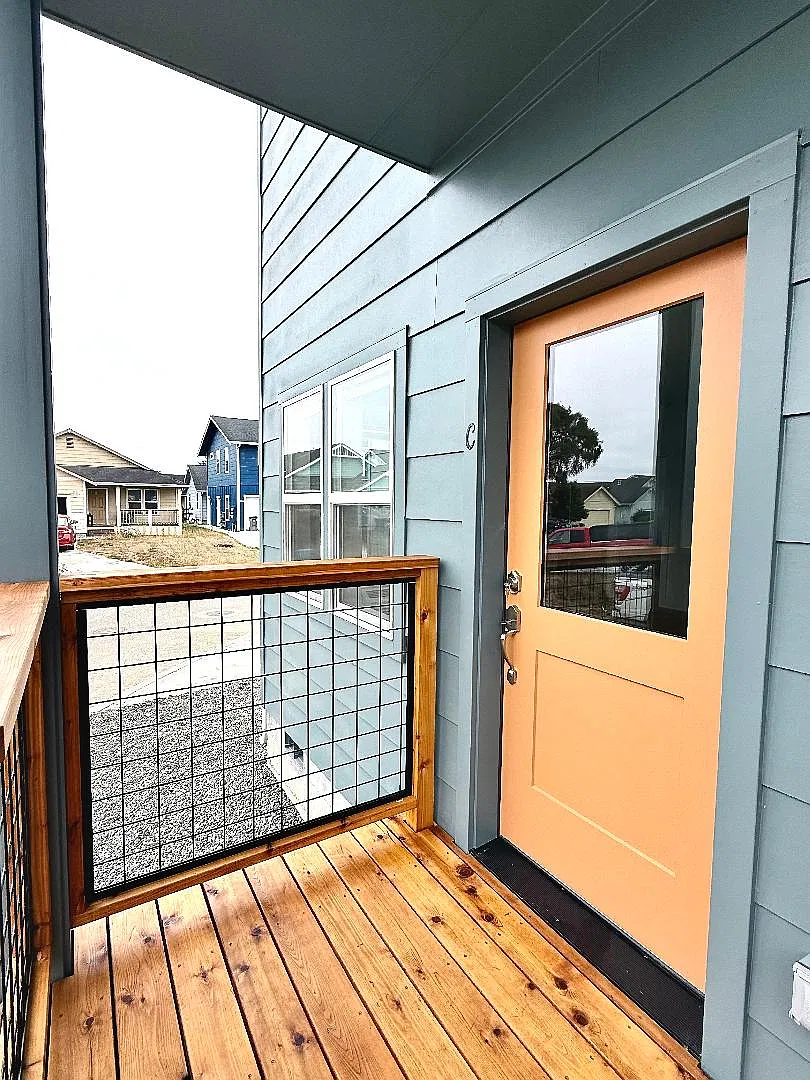2392 Karen Ct - Unit C — Photo 4