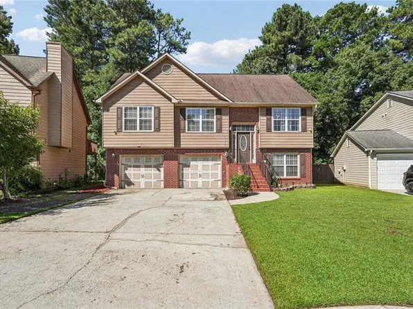 1765 Stoneoak Cir, Lawrenceville, GA 30043
