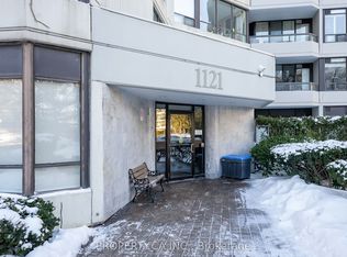 1121 Steeles Ave W #201, Toronto, ON