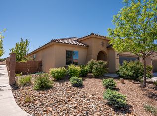4754 Viento Del Norte, Santa Fe, NM 87507