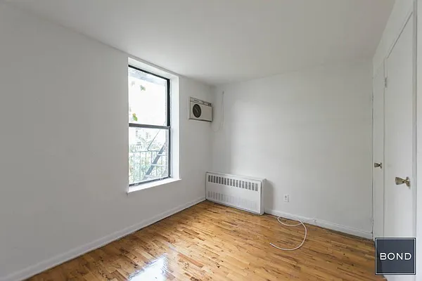 Rented by Bond New York | media 20