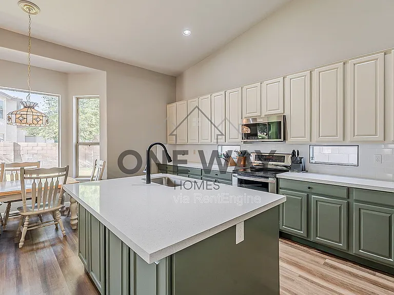 1768 E Marquette Dr — Photo 14