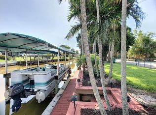 327 3rd St, Merritt Island, FL 32953