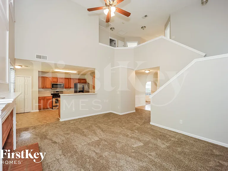 110 Magnolia Walk Ln — Photo 3